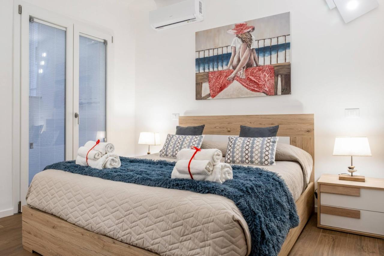 Donna Teresa Central & Cozy Apartment Tarent Zewnętrze zdjęcie